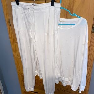 Jane and Delancey heart Loungewear Set